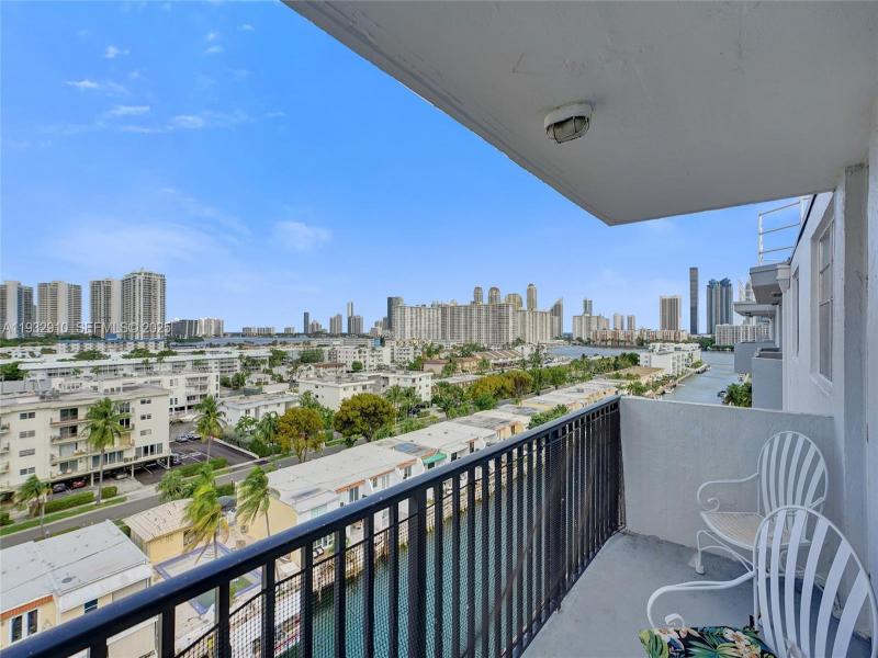 Comprar apartamento en Coral Isle East PH10