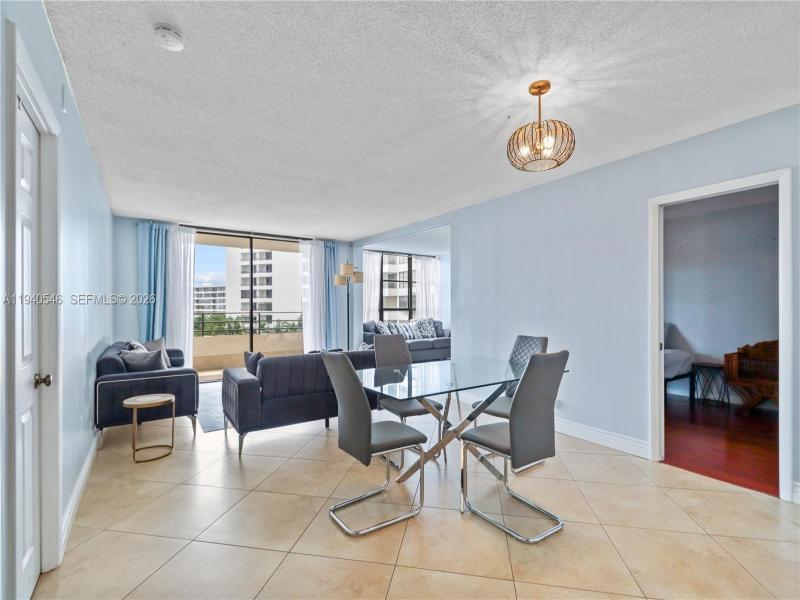 Apartment for rent at Olympus Towers 519