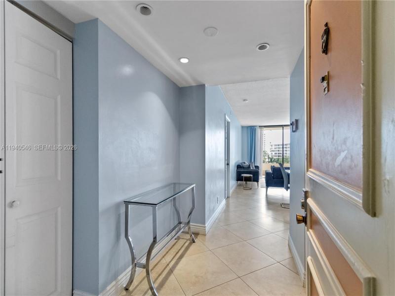 Apartment for rent at Olympus Towers 519