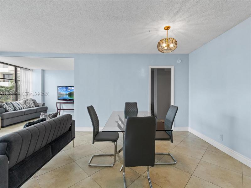Apartment for rent at Olympus Towers 519