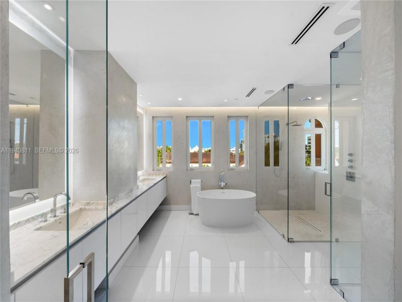 Alquiler de apartamento en Biltmore II 2