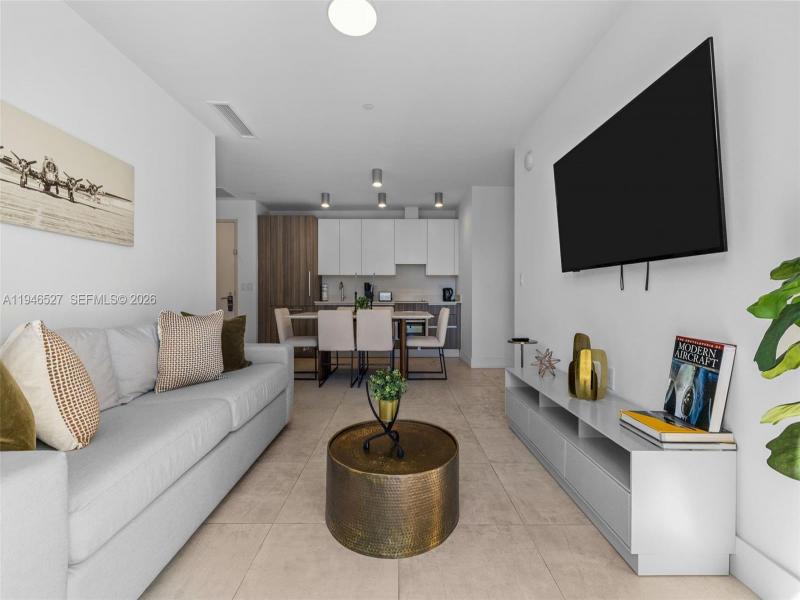 Condo for sale at Smart Brickell Residences 2304