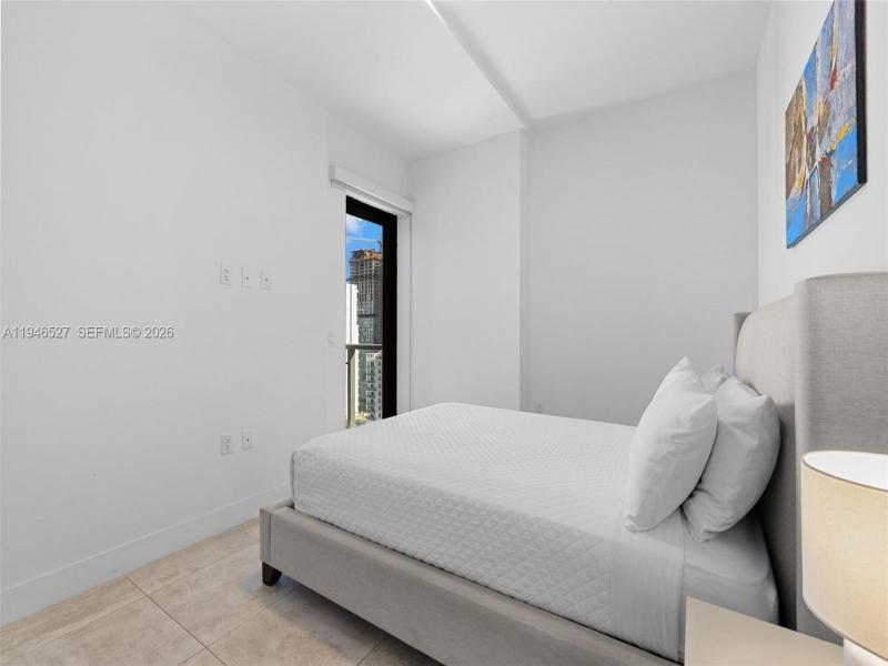 Condo for sale at Smart Brickell Residences 2304
