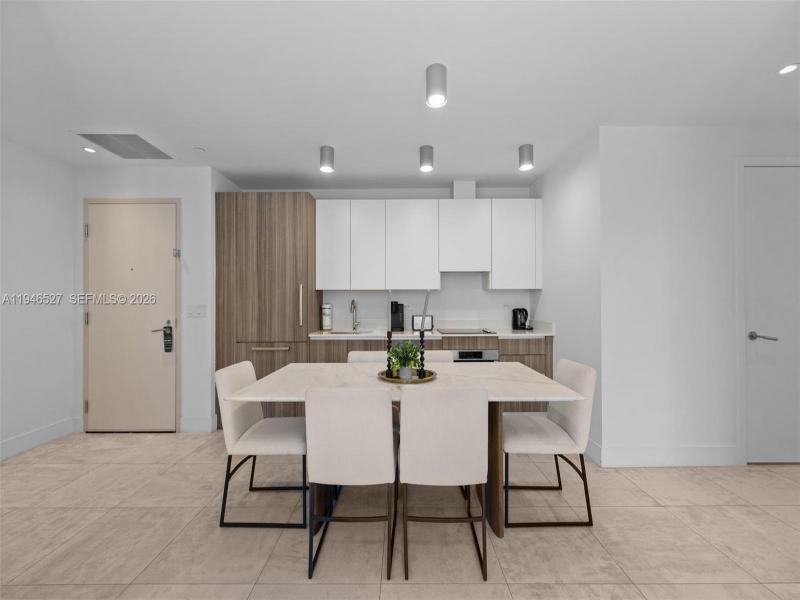 Condo for sale at Smart Brickell Residences 2304