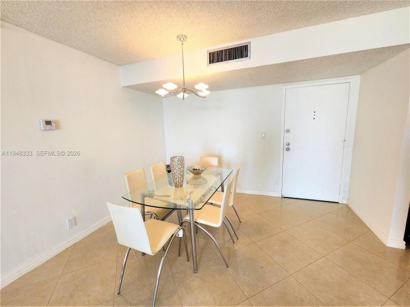 Apartment for rent at Winston Towers 1607