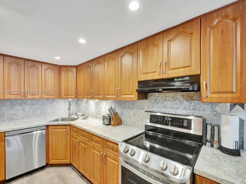 Property photo # 2