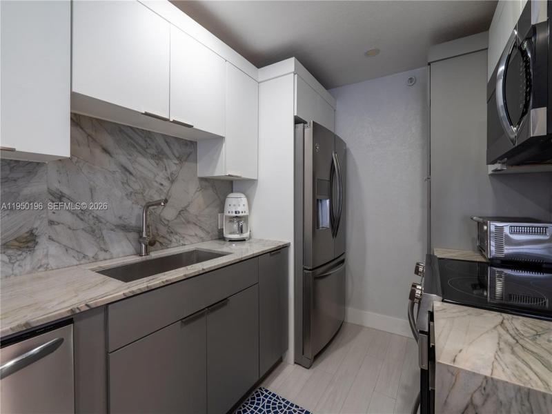 Comprar apartamento en Arlen Beach 1417