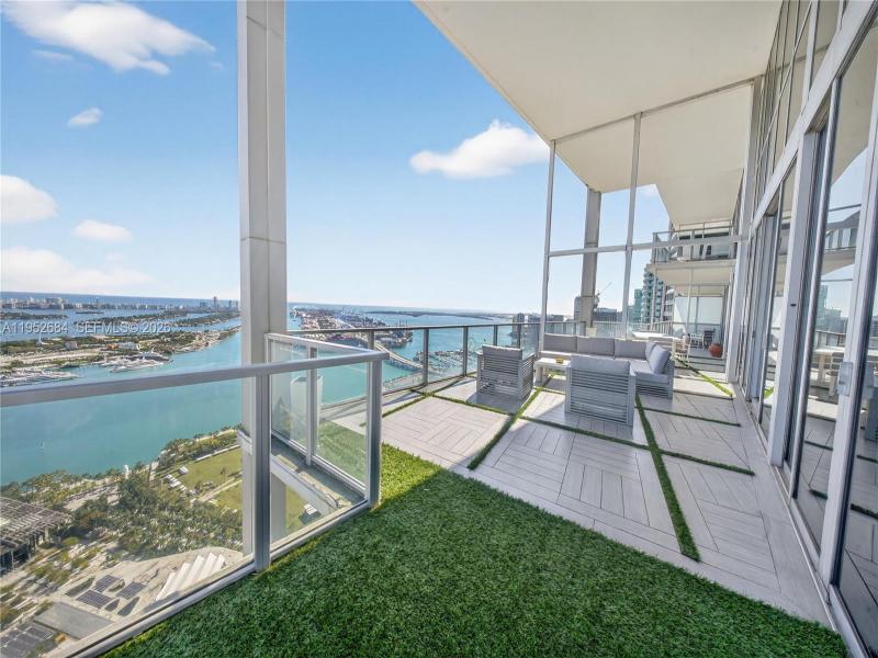 Property photo # 9