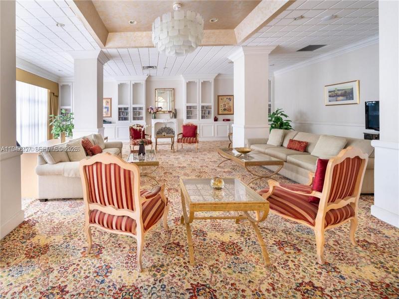 Condo for sale at Hallmark of Hollywood 419