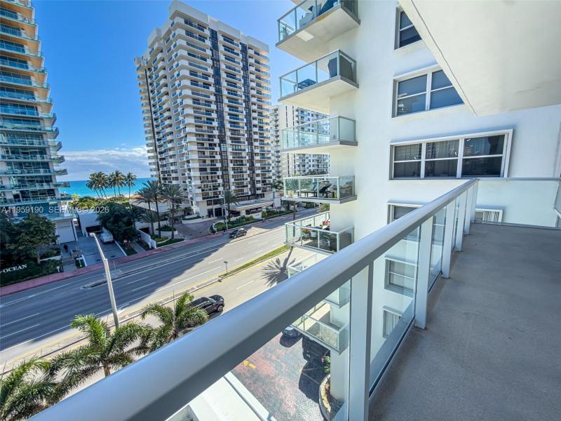 Comprar apartamento en Royal Embassy 6J