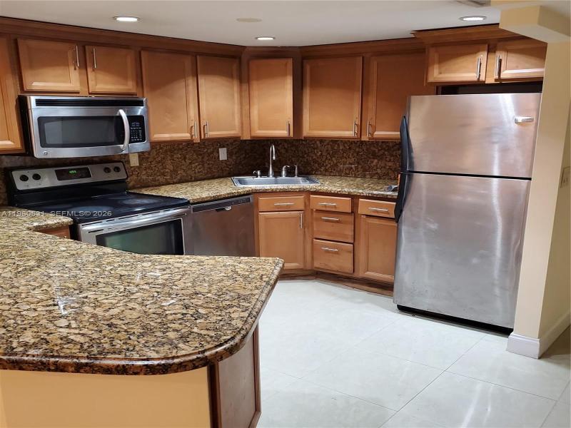 Condo for sale at Oceanview Park 416