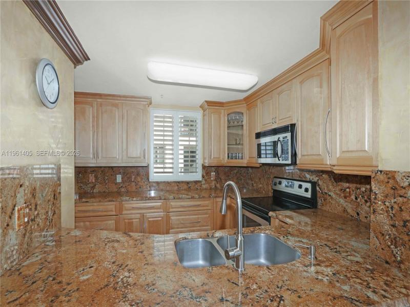 Property photo # 7