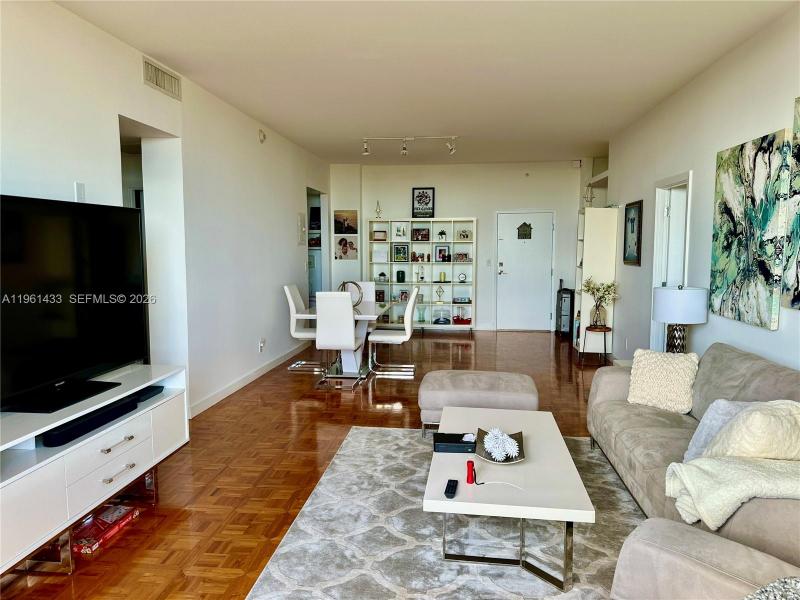 Comprar apartamento en Gables Waterway Towers PH25