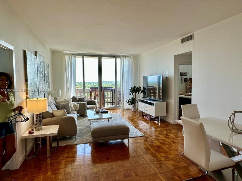 Comprar apartamento en Gables Waterway Towers PH25