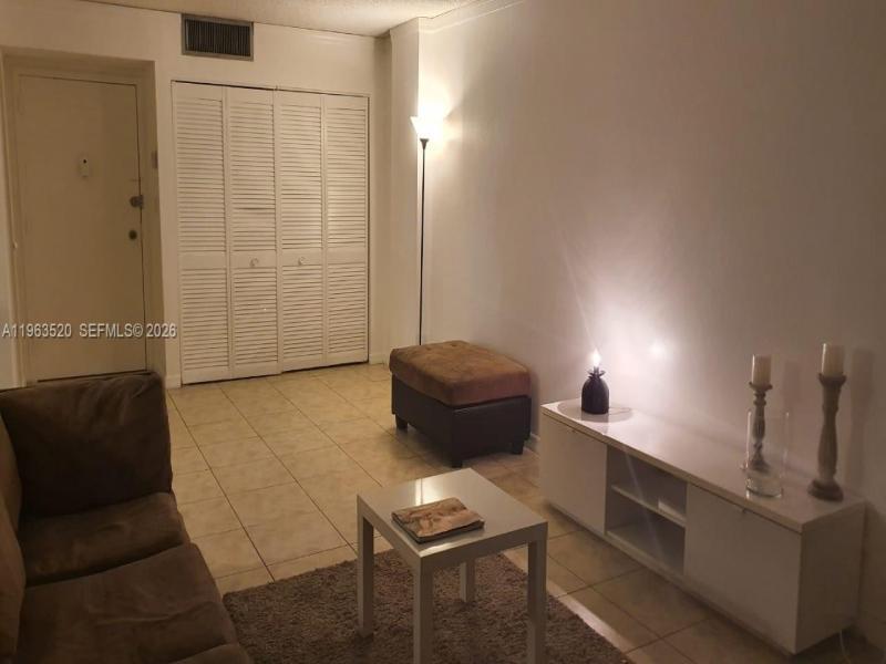 Comprar apartamento en Plaza of the Americas 316