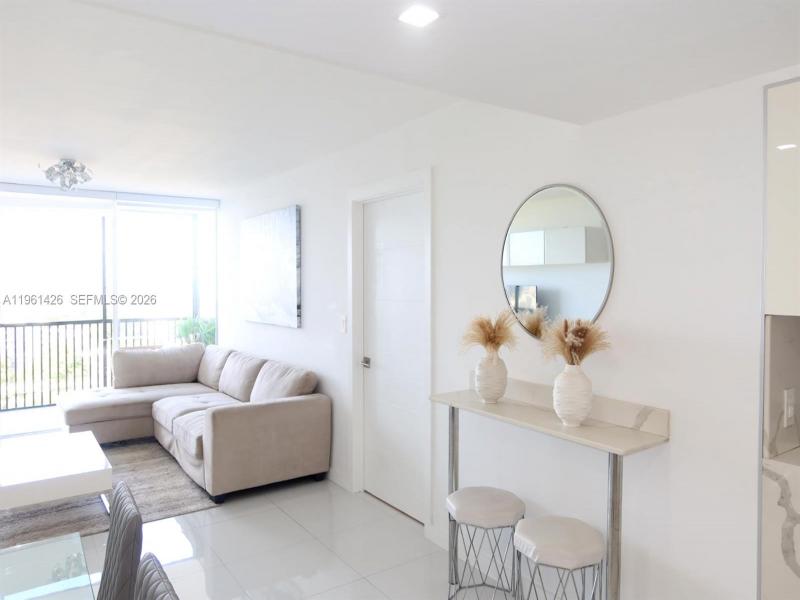 Comprar apartamento no Coronado I 1422