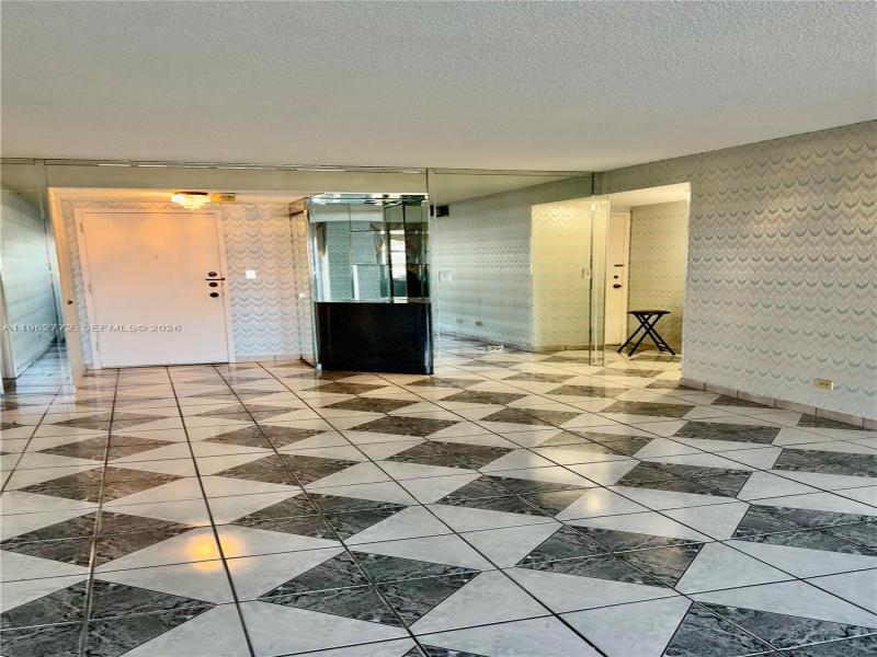 Comprar apartamento en Winston Towers 1715