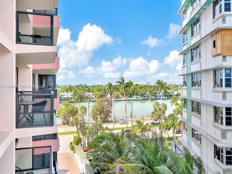 Comprar apartamento en The Alexander 714