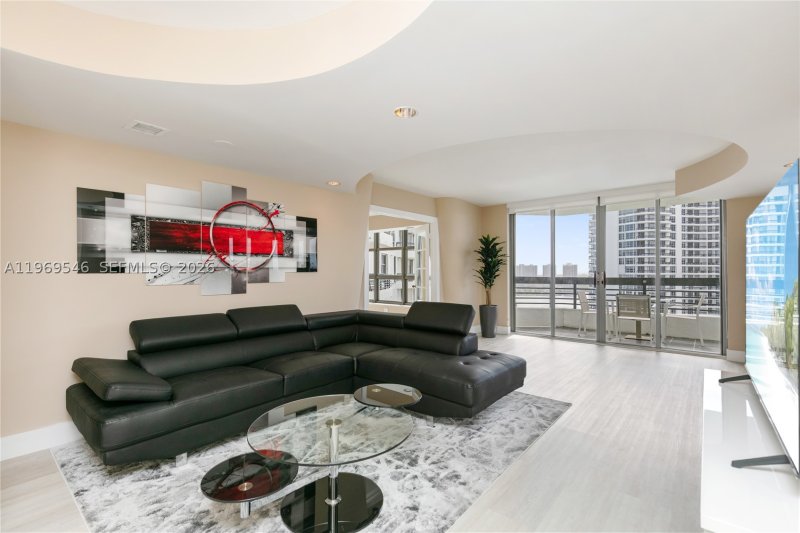 Condo for sale at Mystic Pointe 400 2603
