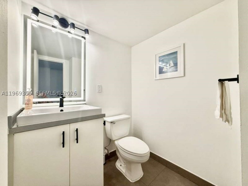 Ocean Reserve Apt #319