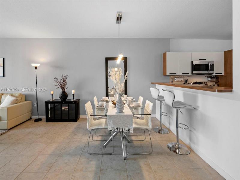 Comprar apartamento en Marina Bay Club 308