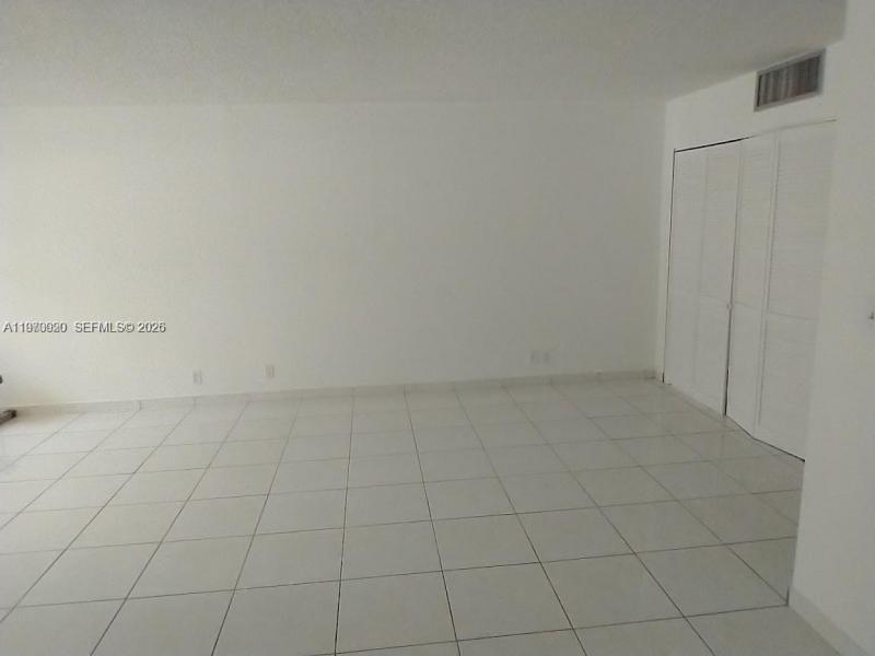 Condo for sale at Plaza of the Americas 126