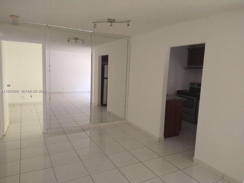 Condo for sale at Plaza of the Americas 126