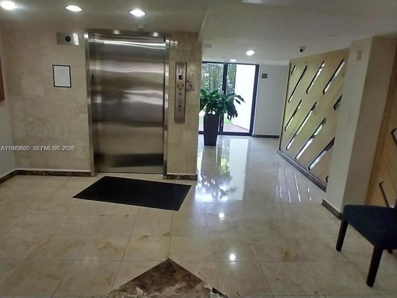 Condo for sale at Plaza of the Americas 126