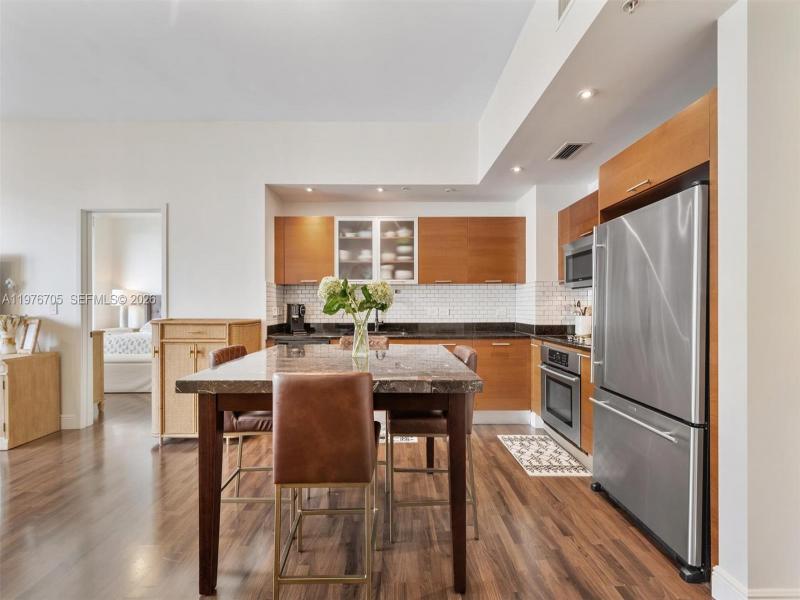 Property photo # 9