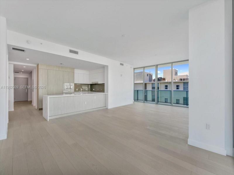 Comprar apartamento no La Baia South 702