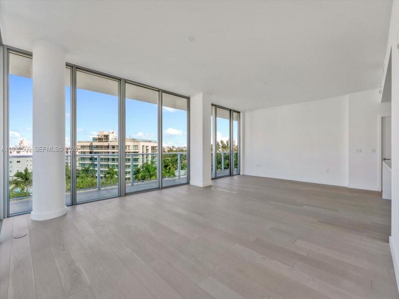 Comprar apartamento no La Baia South 702
