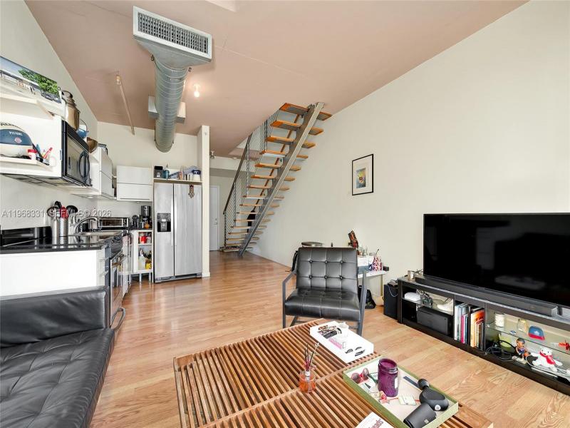 Property photo # 9