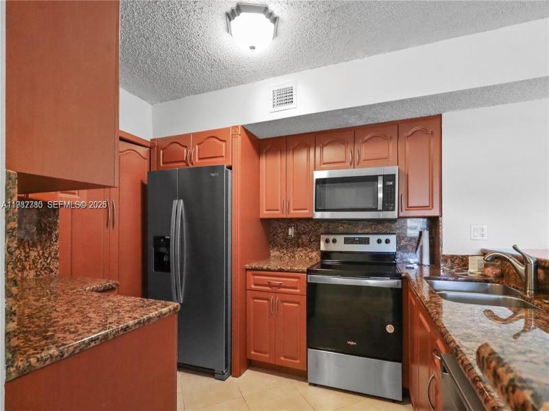 Property photo # 7