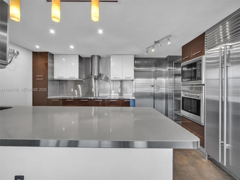 Comprar apartamento en Commodore Club South 1009
