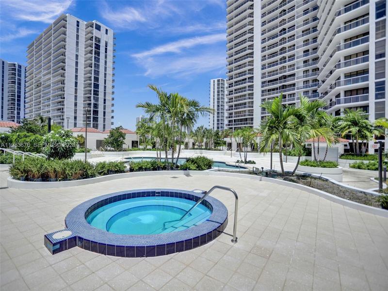 Comprar apartamento en Hamptons West 608