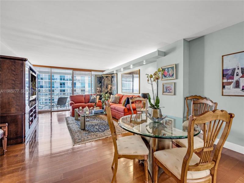 Condo for sale at Atlantis on Brickell 1703