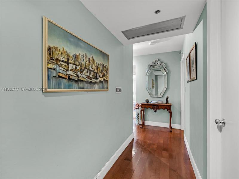 Condo for sale at Atlantis on Brickell 1703