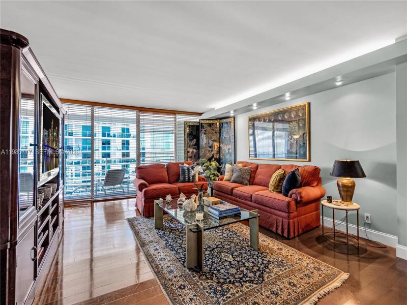Condo for sale at Atlantis on Brickell 1703