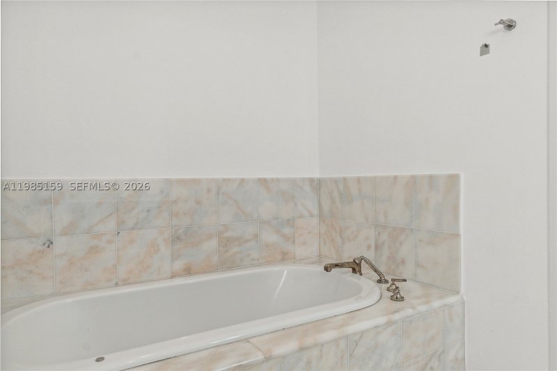 Apartment for rent at Continuum II North 805
