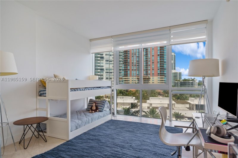 Apartment for rent at Continuum II North 805