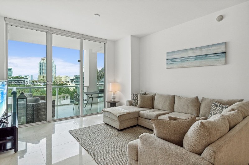 Apartment for rent at Continuum II North 805