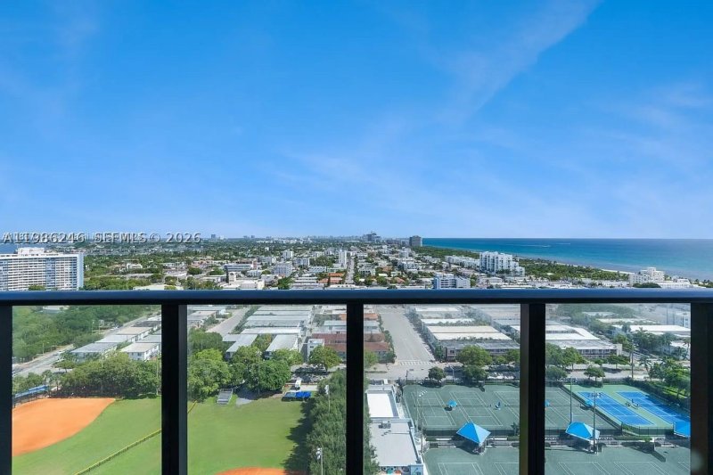Condo for sale at 72 Park Miami Beach PH7
