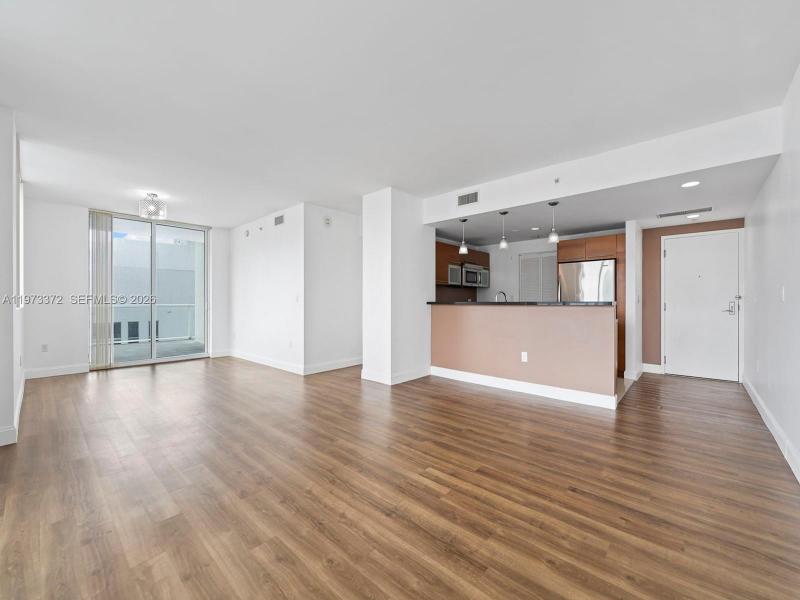 Condo for sale at Vizcayne South Tower 3108