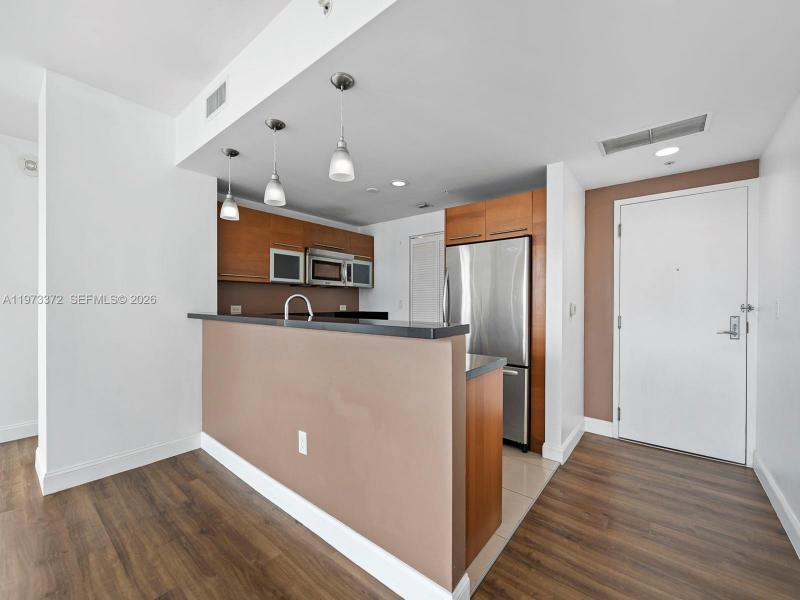 Condo for sale at Vizcayne South Tower 3108