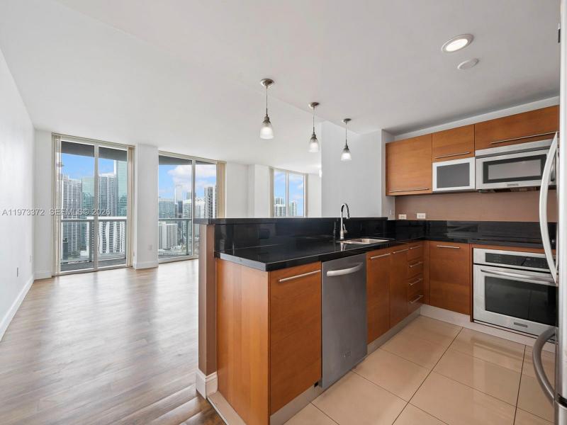 Condo for sale at Vizcayne South Tower 3108