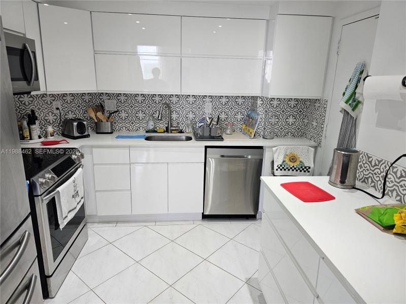 Property photo # 2