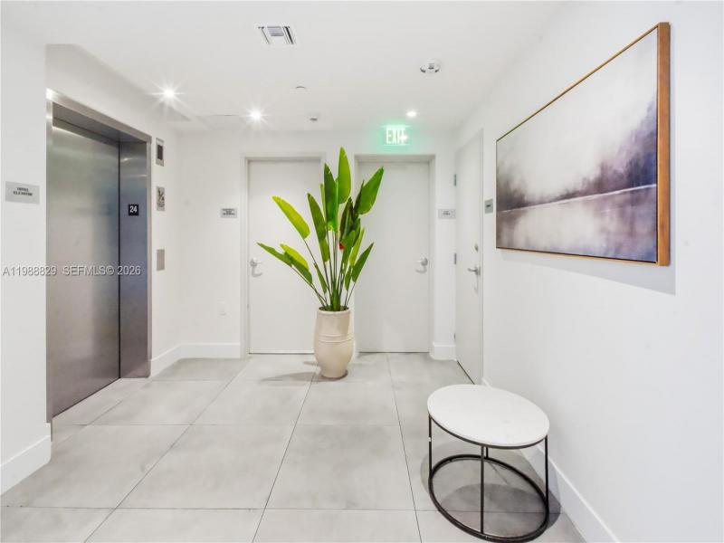 Comprar apartamento en Smart Brickell Residences 2401