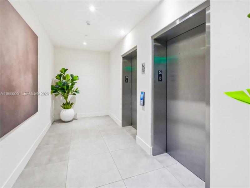 Comprar apartamento en Smart Brickell Residences 2401