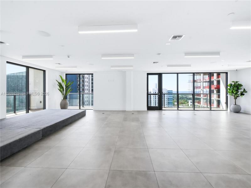 Comprar apartamento en Smart Brickell Residences 2401