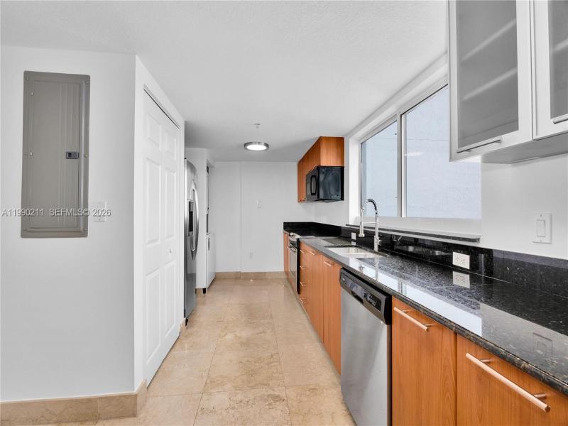 Property photo # 6